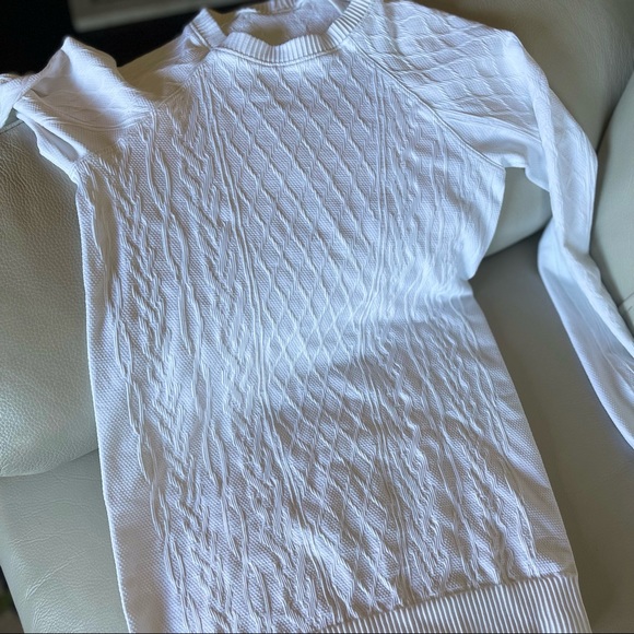 Lululemon restless top - Picture 4 of 4